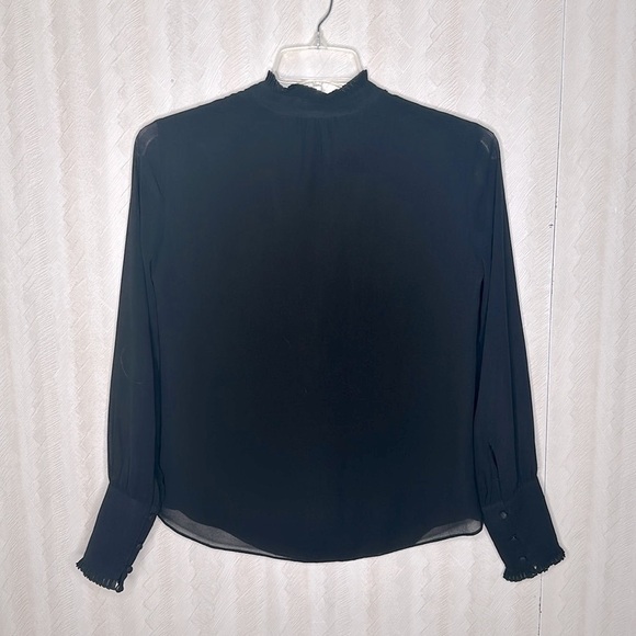 🔥 🆕 WHITE HOUSE BLACKMARKET RUFFLE BLOUSE BLACK SIZE 2 - Picture 14 of 14